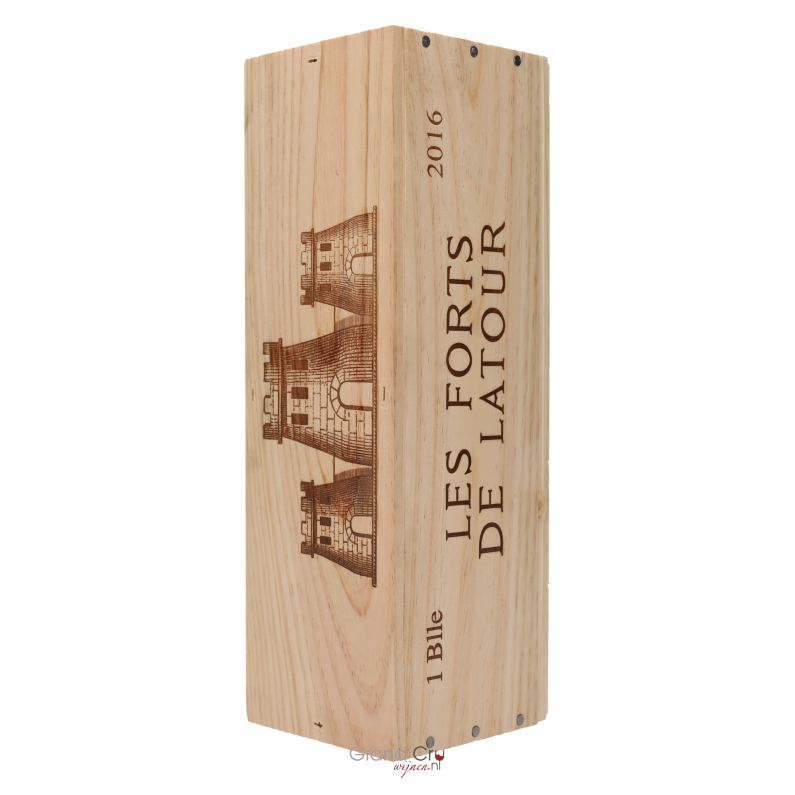 2016 Chateau Latour Les Forts de Latour